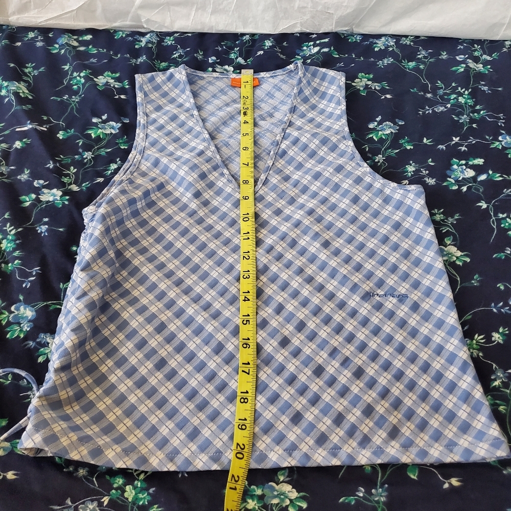 Top - Picture 3 of 11